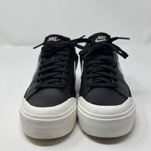 Nike Women’s platform Black and Lilac Sneakers